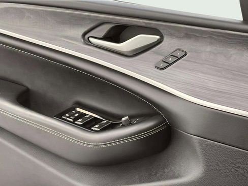 Used 2022 Jeep Grand Cherokee Overland image 31