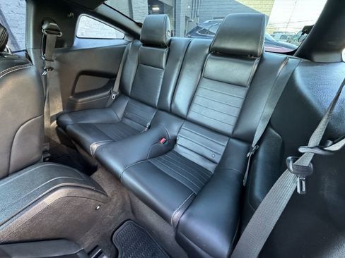 Used 2013 Ford Mustang GT Premium w/ Comfort Pkg image 15