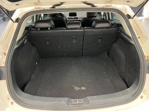 Used 2017 MAZDA MAZDA3 Touring FWD image 12
