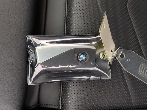 Used 2025 BMW X1 xDrive28i w/ Technology Package image 35