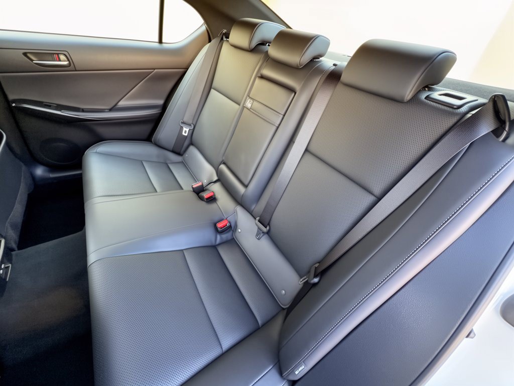 Certified 2026 Lexus IS 350 F Sport RWD image 26