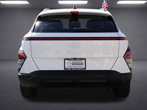 Used 2024 Hyundai Kona SEL FWD image 5
