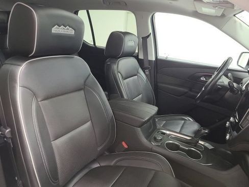 Used 2020 Chevrolet Traverse High Country AWD/4WD image 14