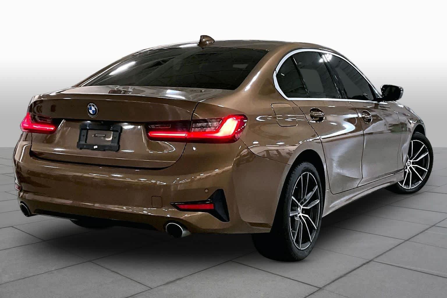 Used 2019 BMW 330i xDrive Sedan w/ Premium Package AWD/4WD image 13