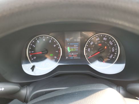 Used 2021 Toyota RAV4 XLE FWD image 24