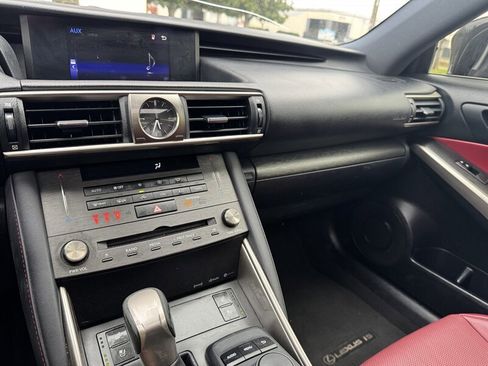 Used 2019 Lexus IS 300 F Sport image 42