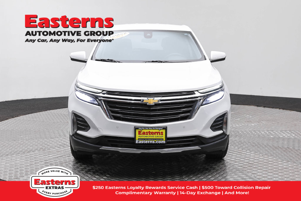 Used 2024 Chevrolet Equinox LT FWD image 3