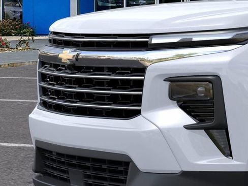 New 2026 Chevrolet Traverse LT w/ Sun and Wheel Package image 13