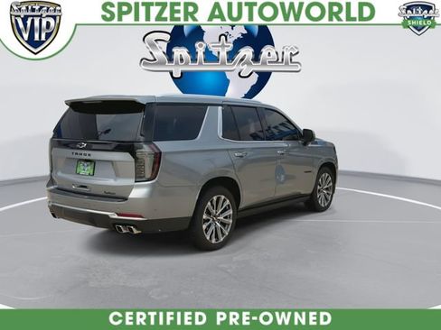 Used 2025 Chevrolet Tahoe High Country AWD/4WD image 9