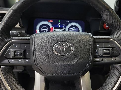 Used 2024 Toyota Tacoma TRD Off-Road image 18