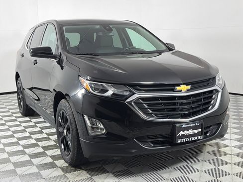 Used 2020 Chevrolet Equinox LT image 3