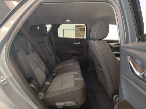 Used 2025 Chevrolet Blazer LT image 16
