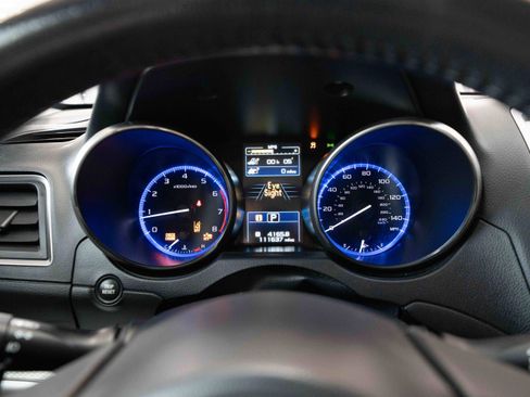 Used 2017 Subaru Legacy 2.5i Premium image 16