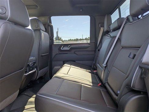 New 2025 GMC Sierra 2500 Denali w/ Denali Reserve Package image 15