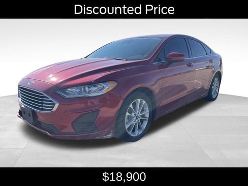 Used 2020 Ford Fusion SE FWD image 3