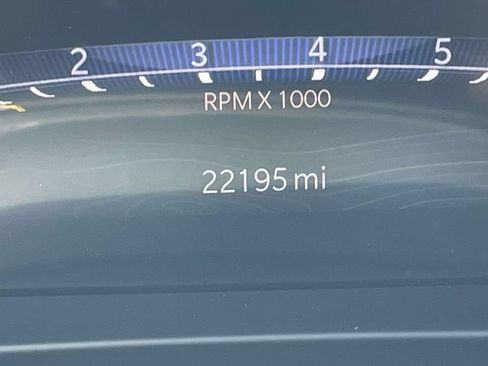 Used 2024 Jeep Grand Cherokee Altitude AWD/4WD image 19