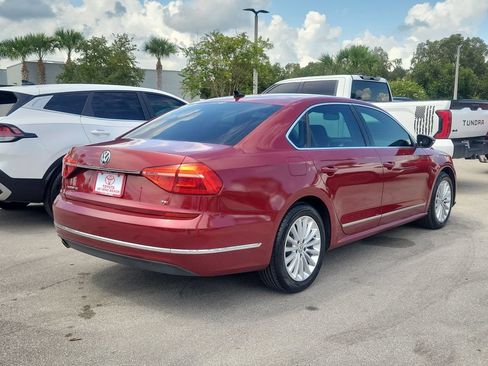 Used 2016 Volkswagen Passat 1.8T SE FWD image 4