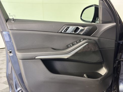 Used 2022 BMW X5 sDrive40i w/ Premium Package RWD image 14