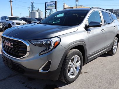 Used 2021 GMC Terrain SLE w/ Driver Convenience Package