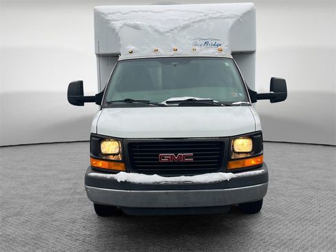 Used 2016 GMC Savana 3500 image 9