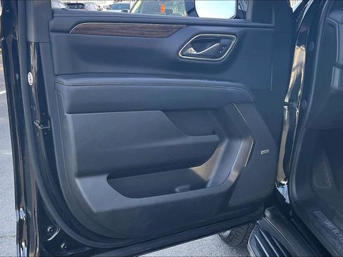 Used 2024 Chevrolet Tahoe Premier image 24