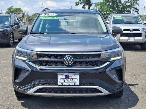 Used 2022 Volkswagen Taos S FWD image 2