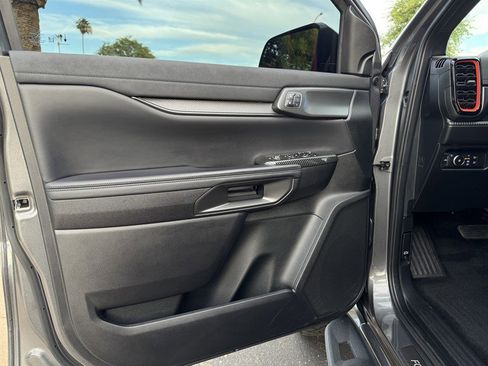 Used 2025 Ford Ranger Raptor AWD/4WD image 37