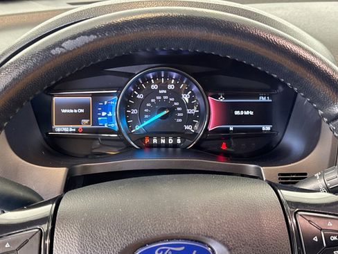 Used 2018 Ford Explorer XLT w/ Equipment Group 202A image 12