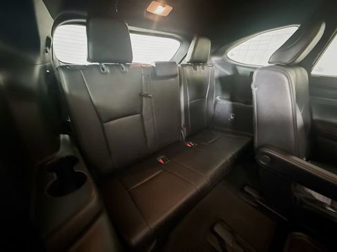Used 2021 Toyota Highlander XSE AWD/4WD image 37