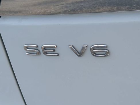 Used 2023 Volkswagen Atlas SE w/ Panoramic Sunroof Package FWD image 13