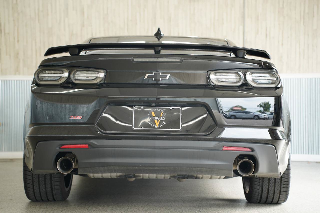 Used 2022 Chevrolet Camaro SS RWD image 8