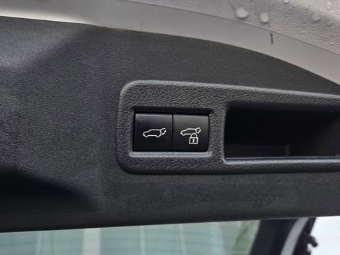 Certified 2025 Toyota bZ4X FWD image 23