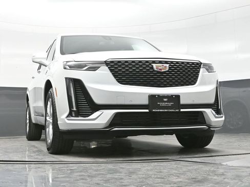 New 2025 Cadillac XT6 Luxury w/ LPO, Floor Liner Package image 18