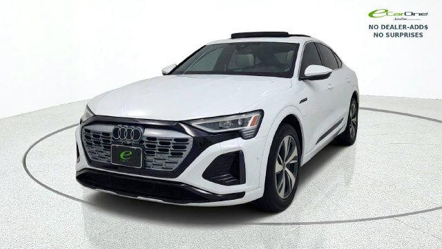 Used 2024 Audi Q8 e-tron Premium Plus w/ Premium Plus Package AWD/4WD image 3