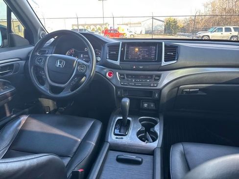 Used 2019 Honda Ridgeline RTL image 10