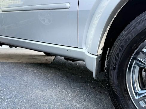 Used 2011 Dodge Nitro SXT image 43