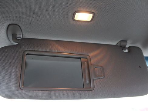 Used 2017 Kia Sedona LX w/ LX Essentials Premium Package image 44