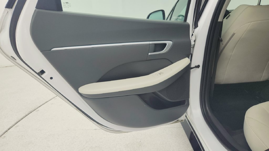 Used 2025 Hyundai Sonata SEL FWD image 24