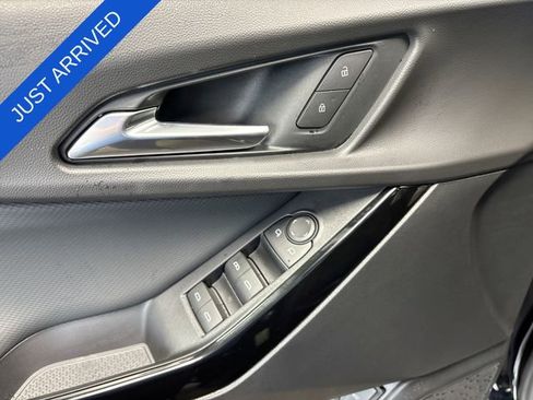 New 2026 Chevrolet Equinox LT FWD image 13