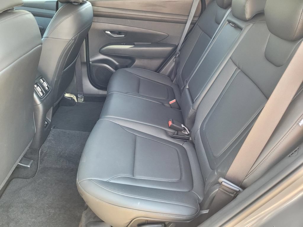 Certified 2025 Hyundai Tucson SEL FWD image 14