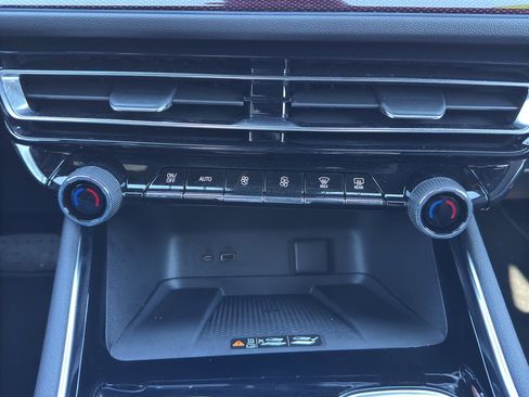 New 2026 Chevrolet Traverse Z71 image 33