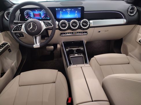 Certified 2026 Mercedes-Benz GLB 250 4MATIC image 15