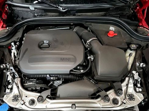 Certified 2025 MINI Cooper 4-Door Hardtop image 13