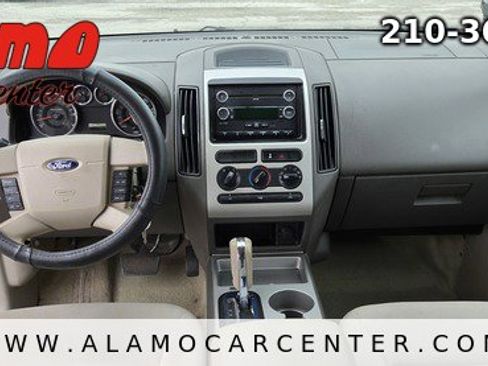 Used 2010 Ford Edge SE image 32