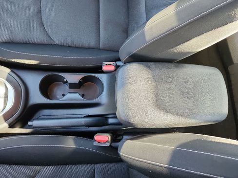 Used 2024 Kia Forte LXS image 20