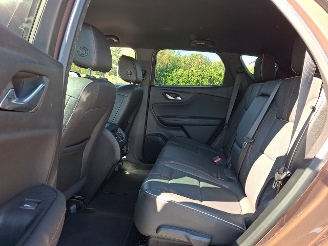 Used 2023 Chevrolet Blazer Premier FWD image 10