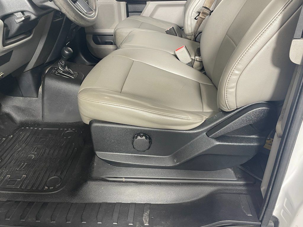 Used 2017 Ford F450 XL AWD/4WD image 25