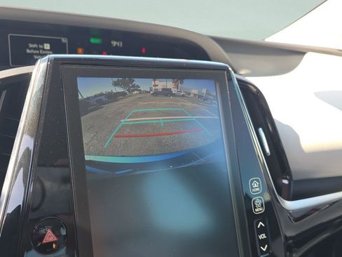 Used 2021 Toyota Prius Prime Limited FWD image 17