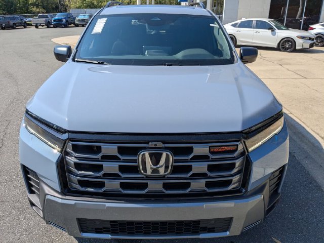 New 2026 Honda Pilot TrailSport image 5