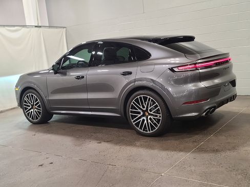 New 2025 Porsche Cayenne S AWD/4WD image 3